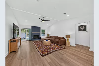 2102 Lear Lane, Austin, TX 78745 - Photo 12