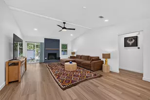 2102 Lear Ln, Austin, TX 78745 - Photo 12