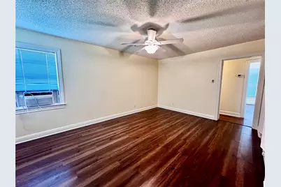 1610 Wilshire Boulevard, Austin, TX 78722 - Photo 12