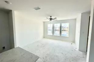 183 Bellie Ln, Kyle, TX 78640 - Photo 4