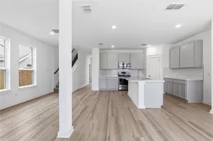 183 Bellie Ln, Kyle, TX 78640 - Photo 8