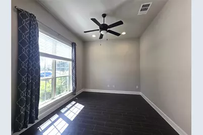 340 Cross Timbers Drive, Georgetown, TX 78628 - Photo 4