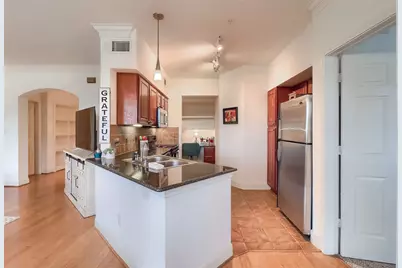7701 Rialto Boulevard #1128, Austin, TX 78735 - Photo 8