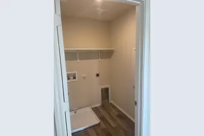 129 SE Onna Street, Taylor, TX 76574 - Photo 6