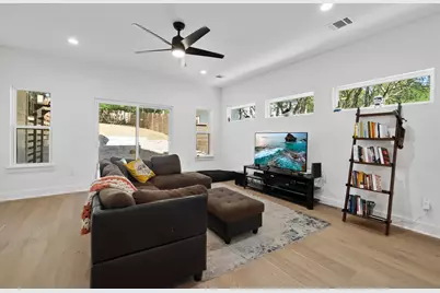 1409 Greenwood Avenue #A, Austin, TX 78721 - Photo 12