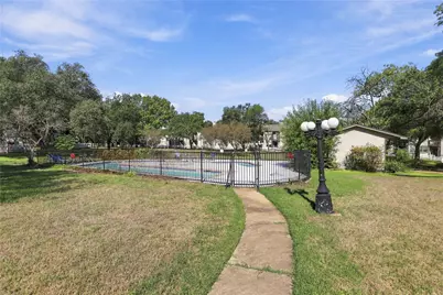 1834 River Crossing Circle #D, Austin, TX 78741 - Photo 28