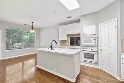 10724 Thoroughbred Drive, Austin, TX 78748 - Photo 10