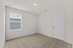 304 Wild Goose Dr, Luling, TX 78648 - Photo 10