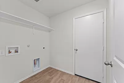 304 Wild Goose Drive, Luling, TX 78648 - Photo 14