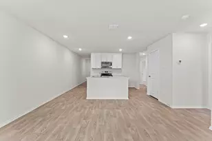 304 Wild Goose Dr, Luling, TX 78648 - Photo 6