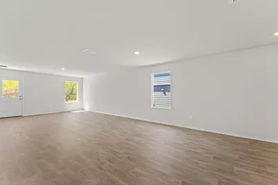 304 Wild Goose Drive, Luling, TX 78648 - Photo 16