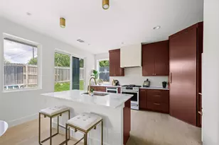 5104 Stone Gate Dr, Austin, TX 78721 - Photo 1