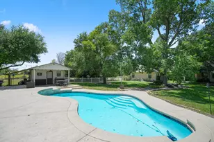 280 Windy Ln, Taylor, TX 76574 - Photo 34