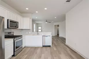 8004 Linnie Ln, Austin, TX 78724 - Photo 10