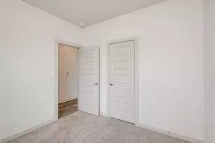 8004 Linnie Ln, Austin, TX 78724 - Photo 16