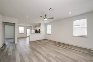 8004 Linnie Ln, Austin, TX 78724 - Photo 4