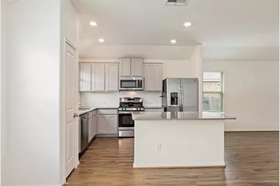 1228 Matt Lane, Round Rock, TX 78665 - Photo 4