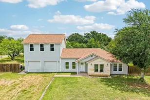 164 Southwood Dr, Granite Shoals, TX 78654 - Photo 2