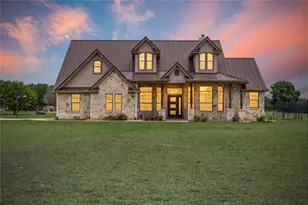 140 N Encino Crossing, Liberty Hill, TX 78642 - Photo 1