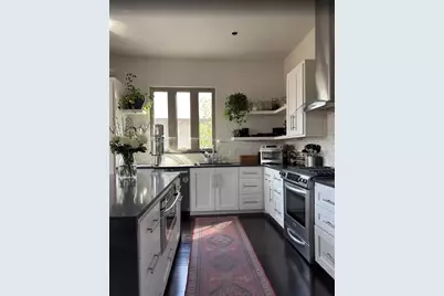 502 W 51st Street #D, Austin, TX 78751 - Photo 6