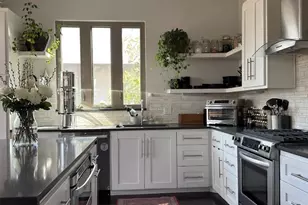 502 W 51st St, Austin, TX 78751 - Photo 6