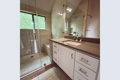 502 W 51st Street #D, Austin, TX 78751 - Photo 20