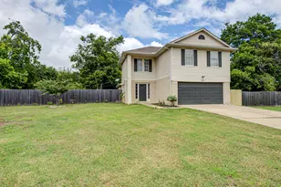 1302 Crete Ln, Pflugerville, TX 78660 - Photo 2