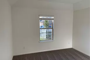 208 Baralo St, Leander, TX 78641 - Photo 16