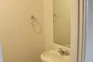 212 Bull Lake Cir, Buda, TX 78610 - Photo 4