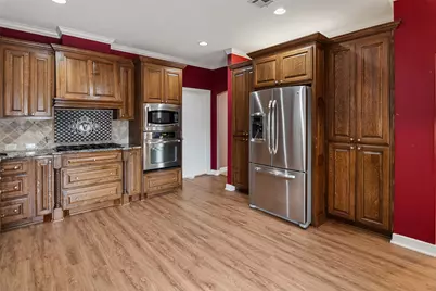 2524 S Robinson Drive, Robinson, TX 76706 - Photo 16