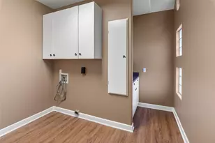 2524 S Robinson Dr, Robinson, TX 76706 - Photo 32