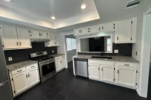 9217 Singing Quail Dr, Austin, TX 78758 - Photo 12