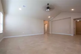 624 Carly Ann Ln, Leander, TX 78641 - Photo 4
