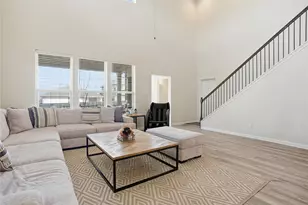 144 Falkland St, Hutto, TX 78634 - Photo 10