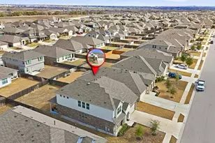 144 Falkland St, Hutto, TX 78634 - Photo 36