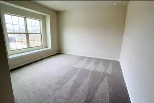 144 Falkland St, Hutto, TX 78634 - Photo 12