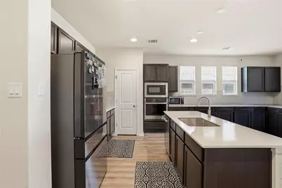 144 Falkland Street, Hutto, TX 78634 - Photo 4