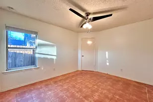 12904 Lazyfield Trail, Austin, TX 78727 - Photo 16