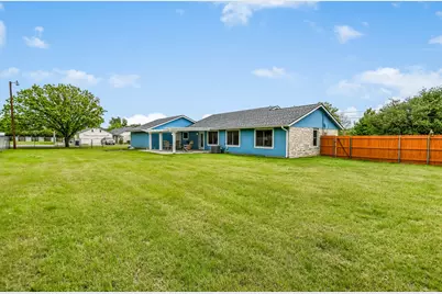 50401 Indian Creek Drive, Georgetown, TX 78626 - Photo 18