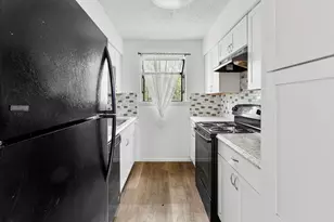 1907 West Loop, Austin, TX 78758 - Photo 16