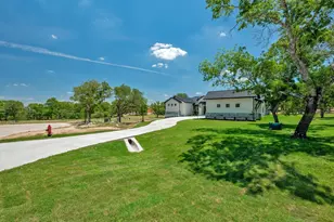 125 Stockman Dr, Dripping Springs, TX 78620 - Photo 2