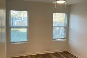 8801 Pineridge Dr, Austin, TX 78729 - Photo 14