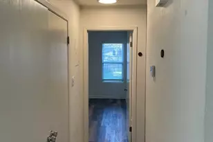 8801 Pineridge Dr, Austin, TX 78729 - Photo 10