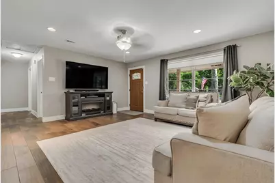 1009 Crepe Myrtle Drive, San Marcos, TX 78666 - Photo 4