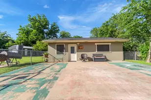 1009 Crepe Myrtle Dr, San Marcos, TX 78666 - Photo 24