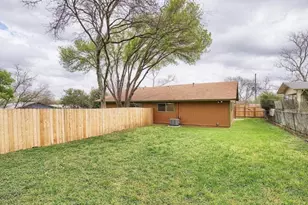 6302 Arnold Dr, Austin, TX 78723 - Photo 12