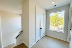 4324 Airport Blvd, Austin, TX 78722 - Photo 10