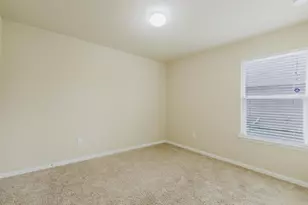 184 Voss St, Kyle, TX 78640 - Photo 18