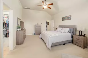 2105 Town Centre Dr, Round Rock, TX 78664 - Photo 14