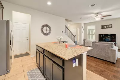 2105 Town Centre Drive #48, Round Rock, TX 78664 - Photo 10